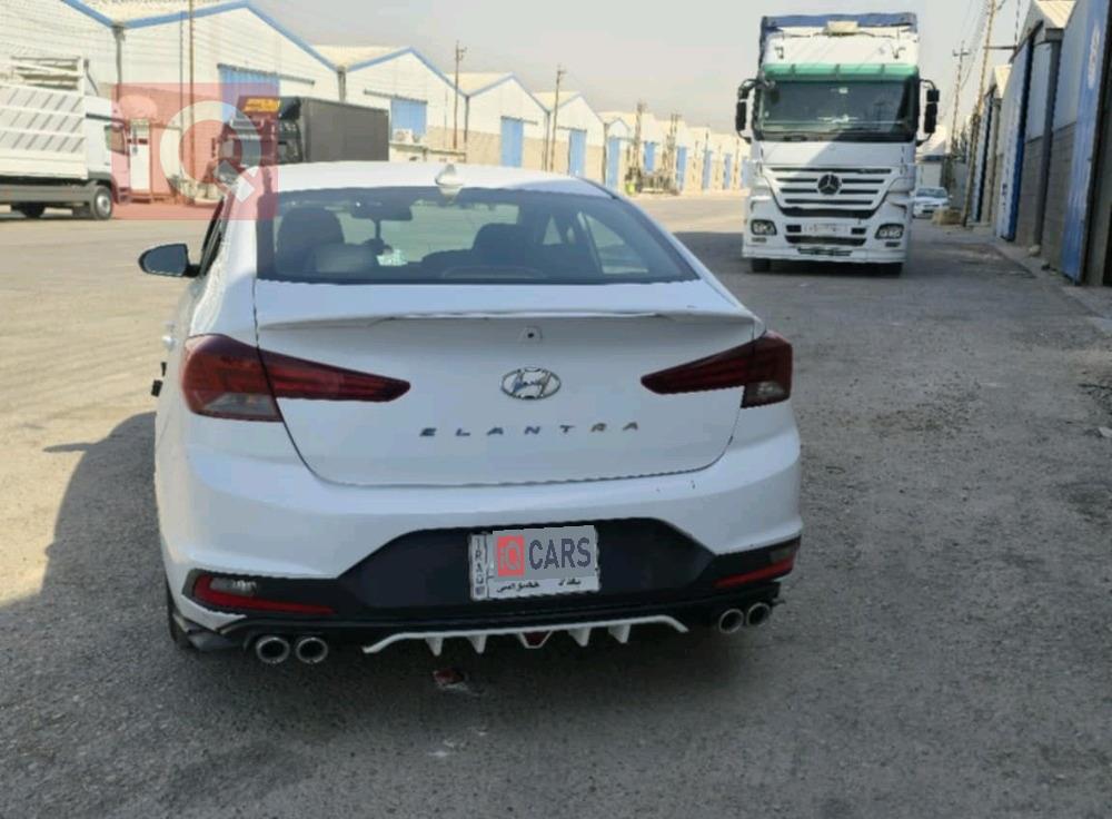 هيونداي النترا